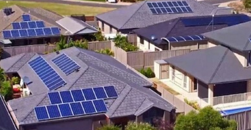 New solar panel installation grants from the government have piqued the curiosity of many householders